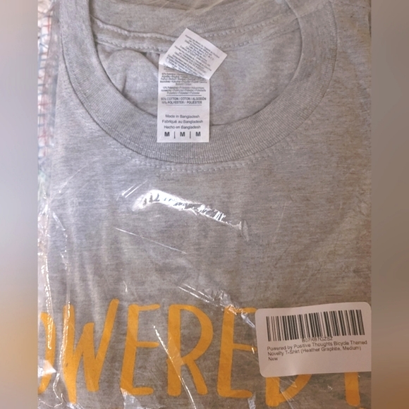 NWT Graphic T-shirt "Powered by Positive Thought" Gray, Short-sleeve Bicycle 🧡 - Picture 2 of 2